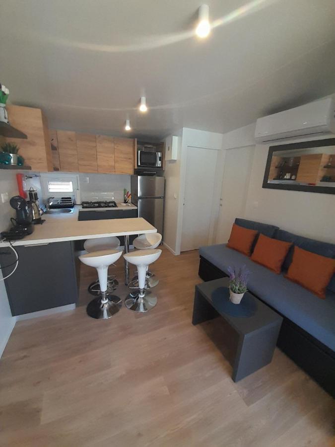 Mobile Home Ami & Alen Biograd Na Moru Eksteriør bilde
